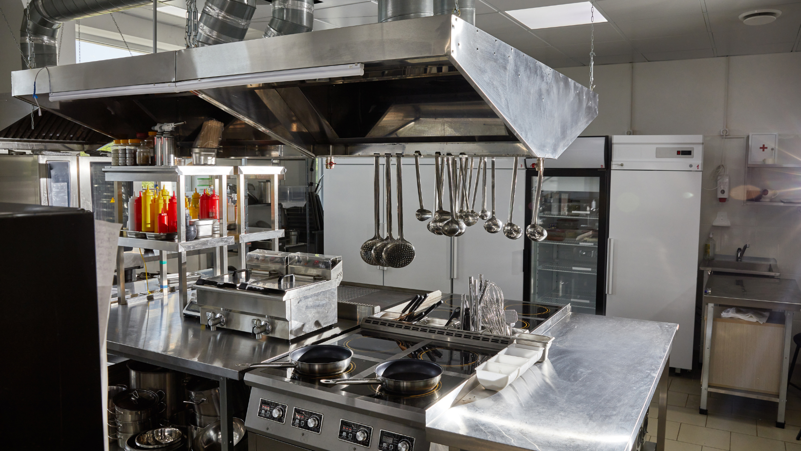 Maximizing Efficiency in Industrial Kitchen Design Industrial kitchen design